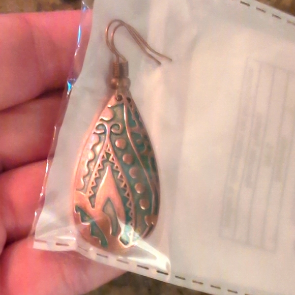 ✨3/$15 Mix & Match✨NIB Dangle Bohemian Earrings - Picture 2 of 2